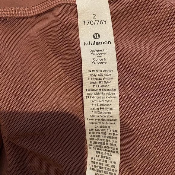 Lulu lemon jacket - Picture 4 of 4